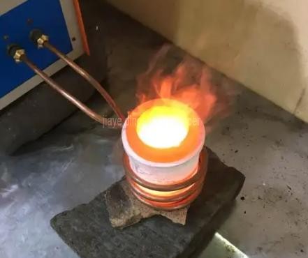 What is the melting point of aluminum bronze?